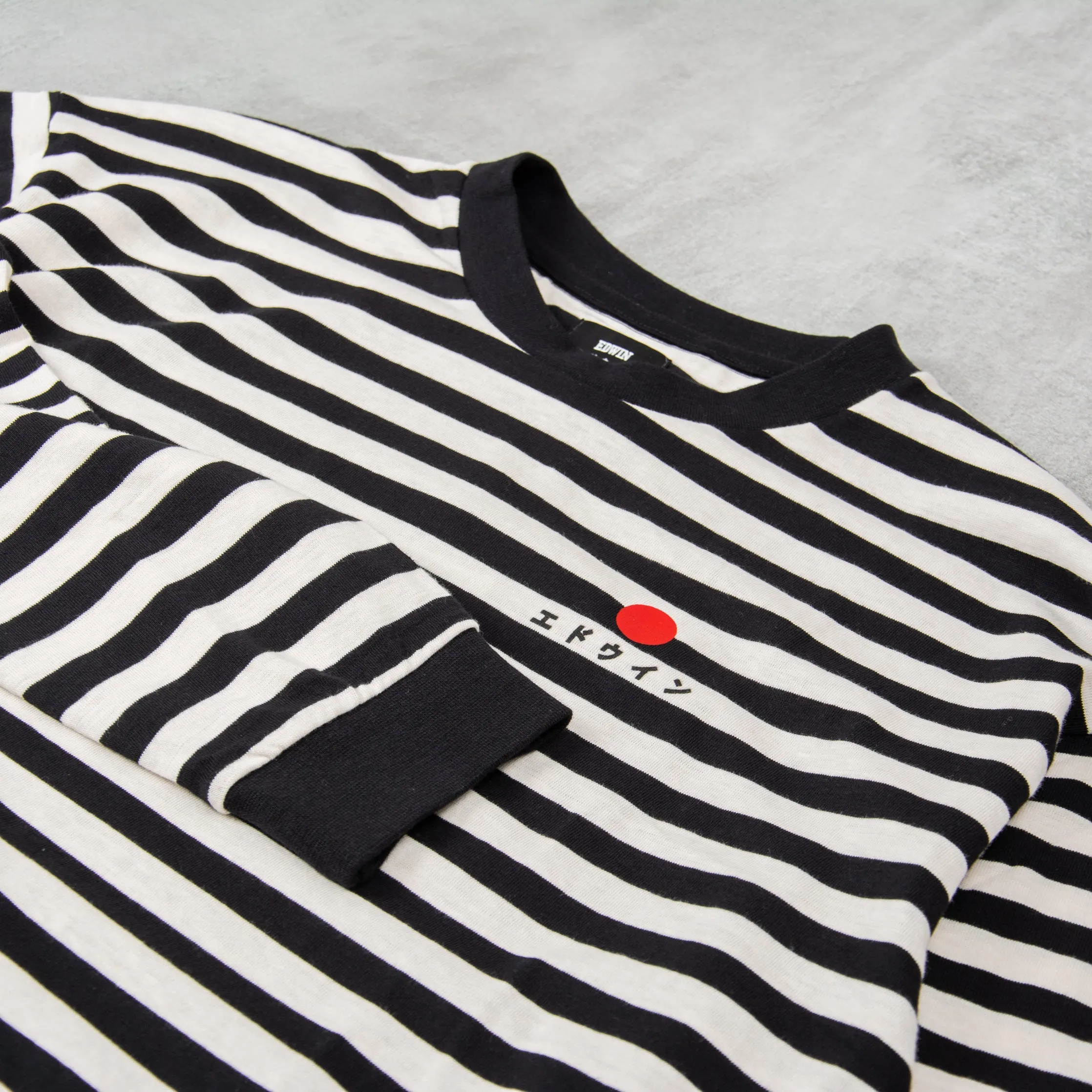 Edwin Basic Stripe Tee L/S - Black / White